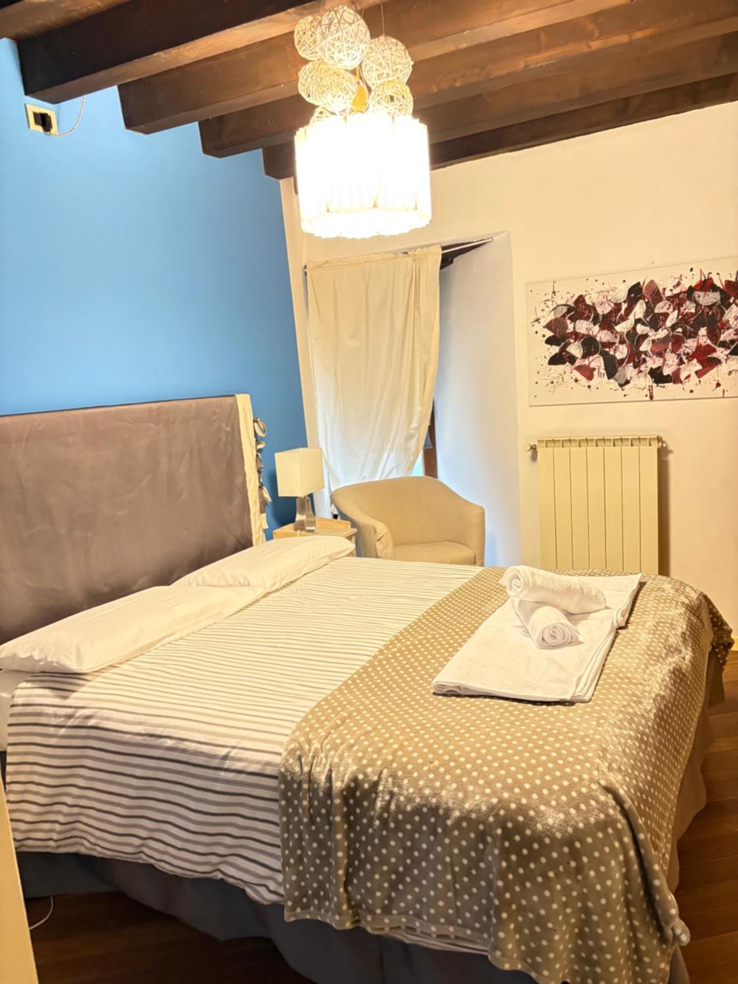 Ferienwohnung Casa Torrazzo Pisogne Exterior foto